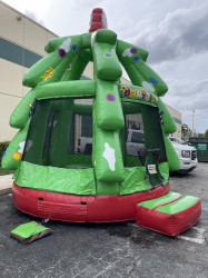 Santas20tree20Sonoma20Party20rentals 1760663177 Santa’s Christmas Tree